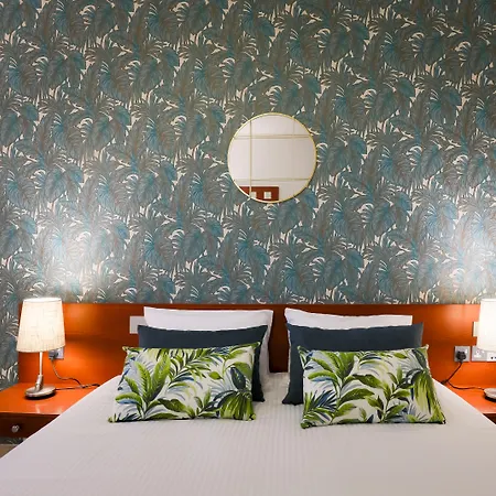 Cavo Zoe Seaside Hotel 3*