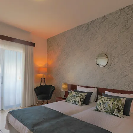 Cavo Zoe Seaside Hotel Hotel