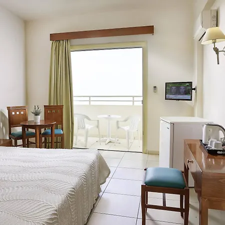 Cavo Zoe Seaside Hotel 3* Protaras