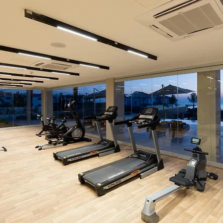 فندق آيريس بيتش