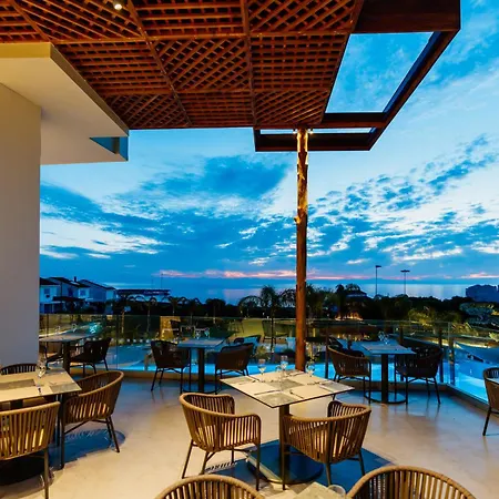 Cavo Zoe Seaside 호텔 4*