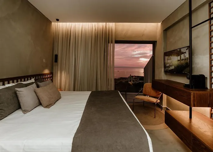 Cavo Zoe Seaside Ξενοδοχείο 4*